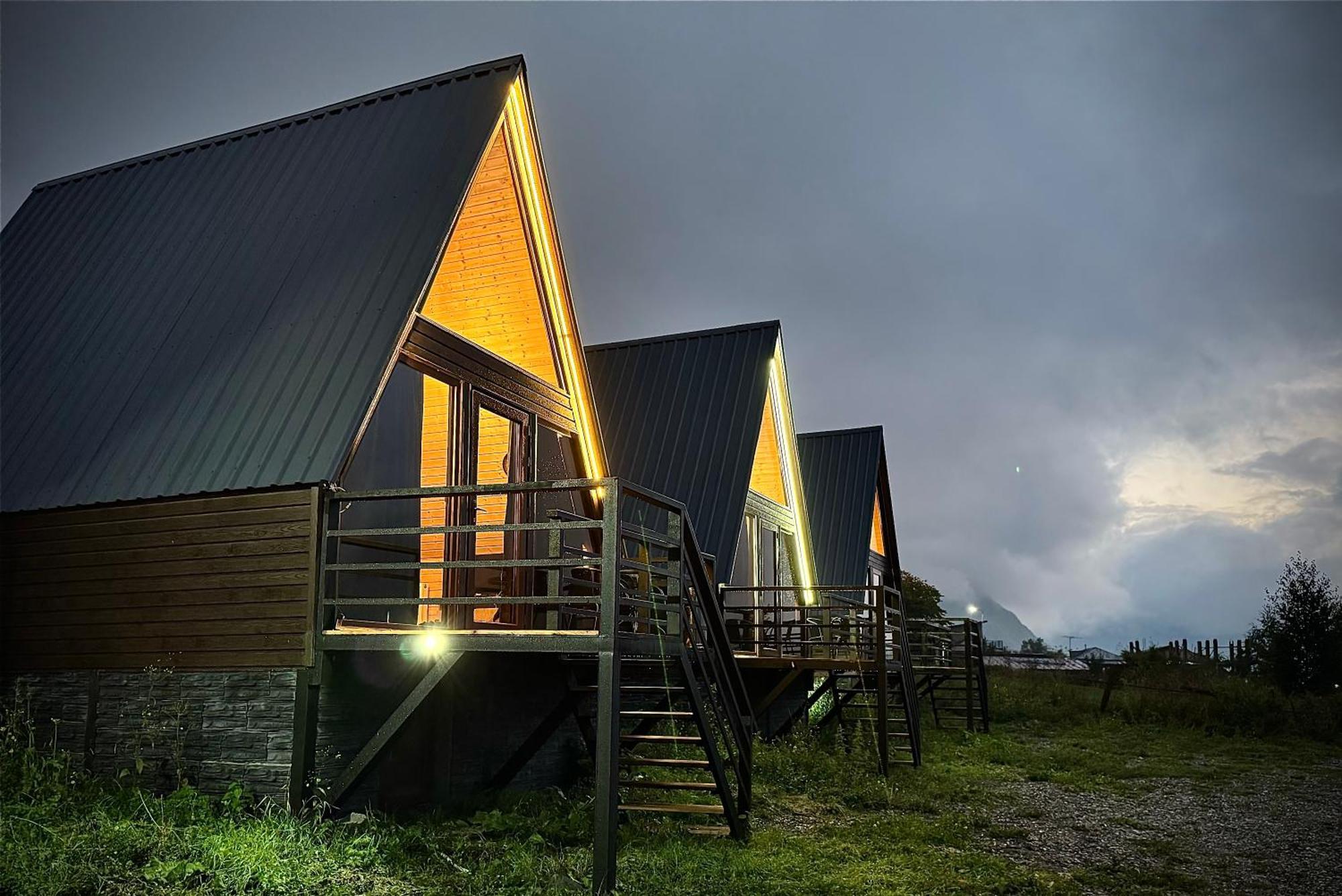 Cottages Dila カズベギ エクステリア 写真